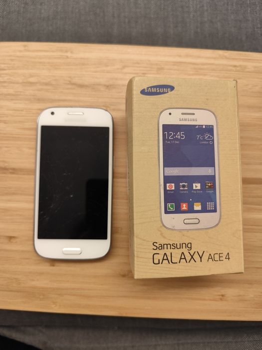 Telemóvel Samsung Galaxy Ace4