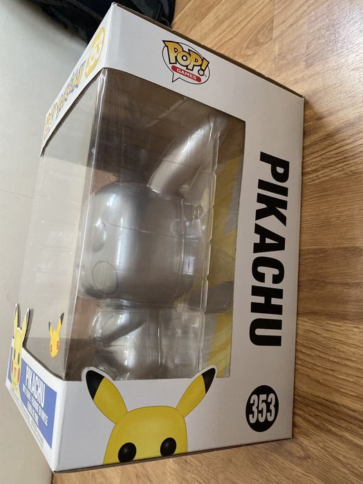 Funko Pokémon Pikachu Grande Prateado
