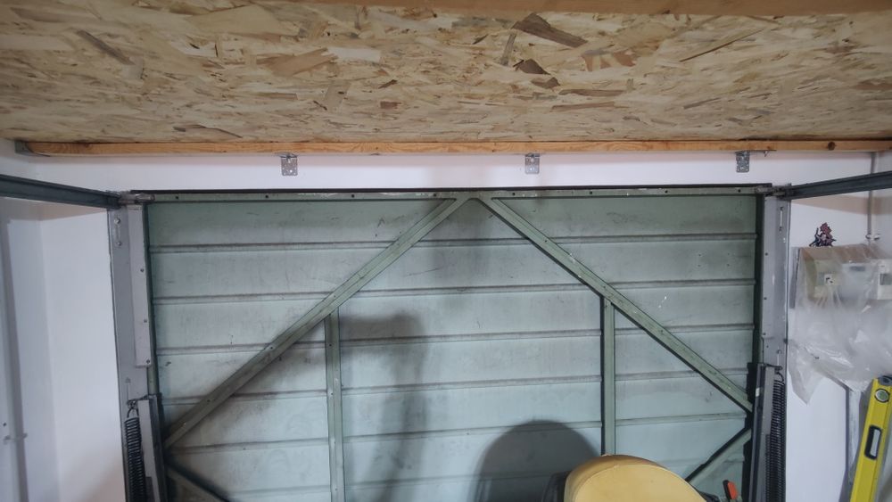 Portao garagem com molas Lacado Verde