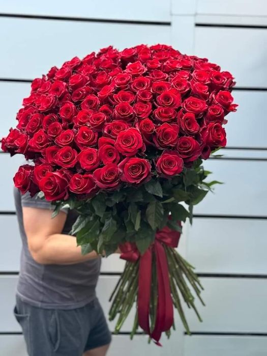 Квіти на доставку, Гуртівня квітів,троянда,рози,101 троянда,букети,опт