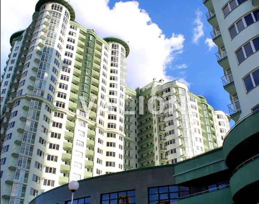 Продам 3 кімнатну квартиру. 121м2   ЖК Смарагдовий. Шаповала 2