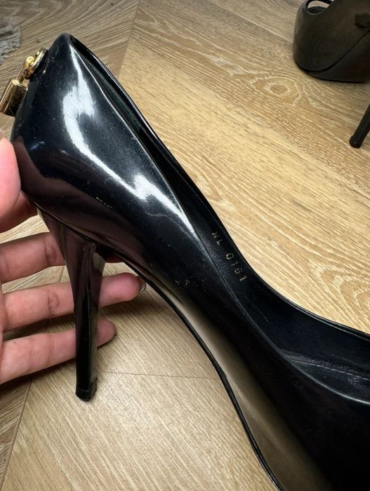 Sapatos Louis Vuitton