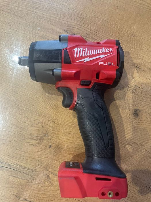 Klucz udarowy MILWAUKEE M18