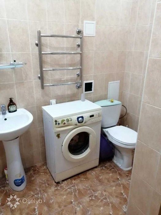 Продаж 1-кімнатної квартири (Сталінка) просп Валерія Лобановського 41