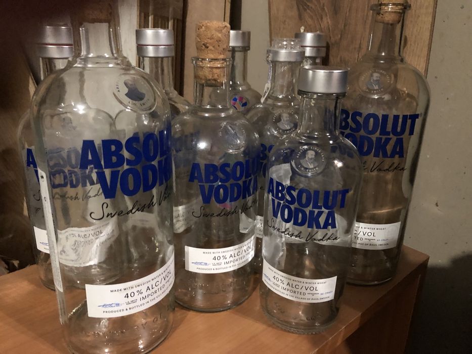 Бутылка Абсолют