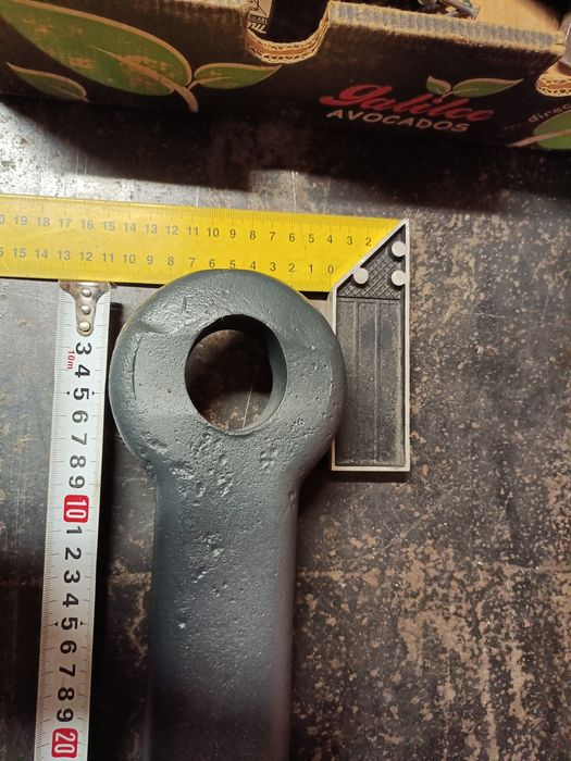 Uchwyt, zaczep do własnej konstrukcji