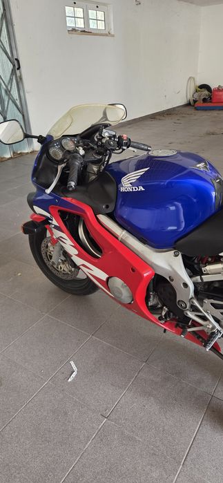 Honda CBR 600 F4
