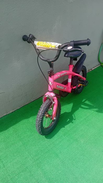 Bicicleta com Pedais 2 aos 7 anos