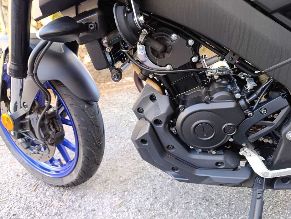Vendo mota yamaha MT 125