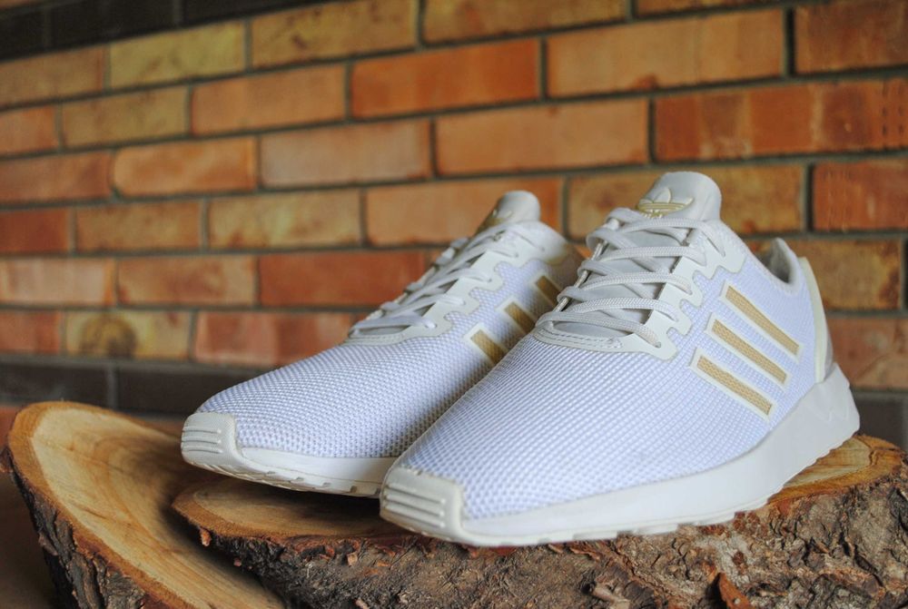 Кроссовки Adidas Оригинал размер 44 стелька 28 см