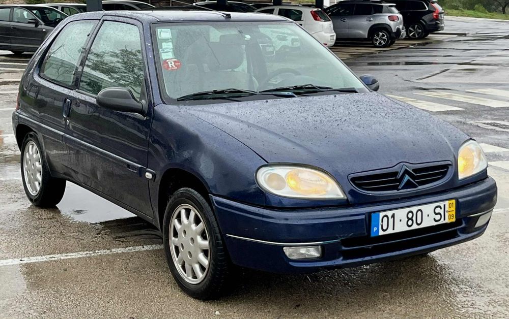 Citroen Saxo - Ano 2001.  Pronto a Circular