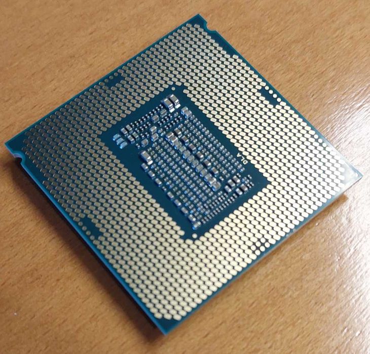 Intel Core i7-9700K | 8 núcleos | Testado e totalmente funcional