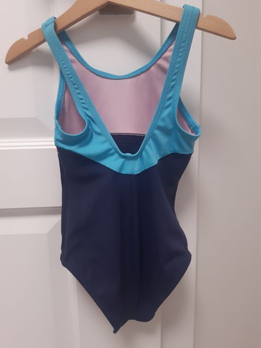 Stroj kąpielowy Decathlon   5-6 lat