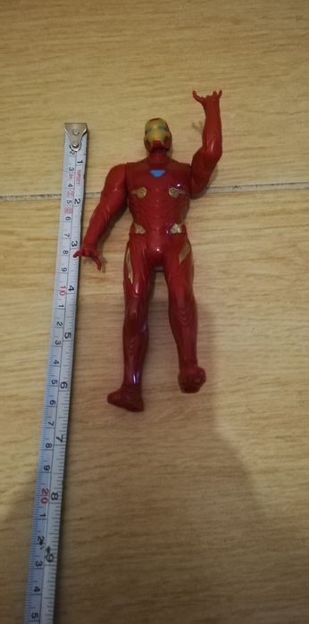 Homem aranha tamanho 16cm