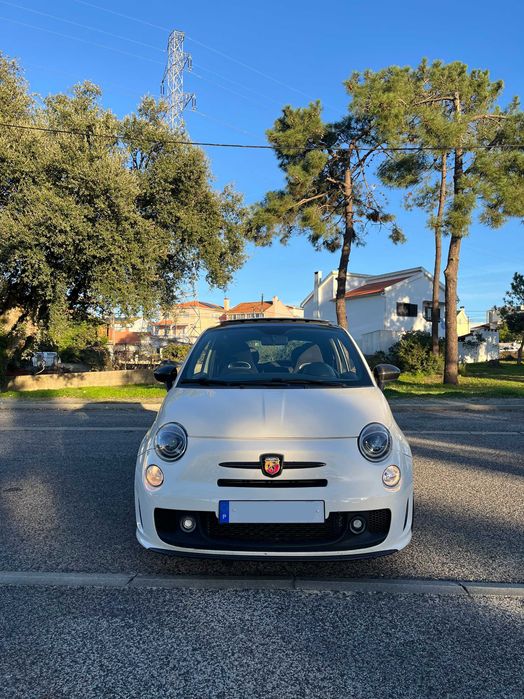 Abarth 500 com teto de abrir (possibilidade de crédito)