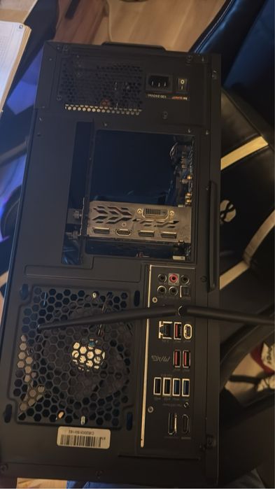 Komputer gamingowy bardzo mocny intel 12Generacji