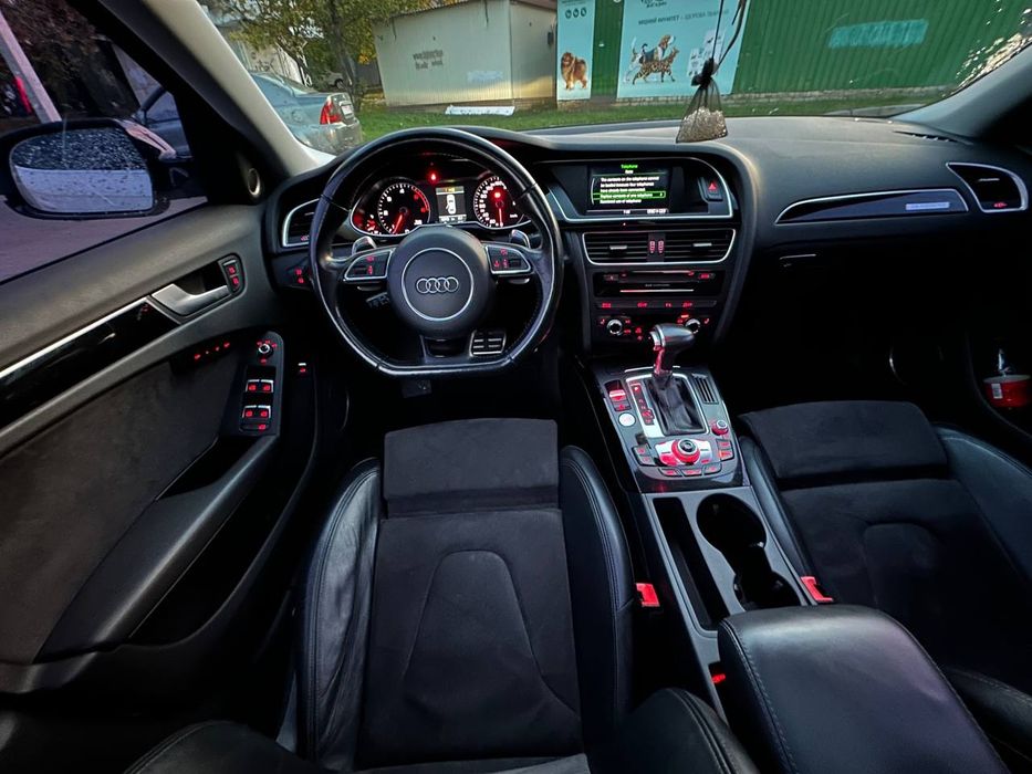 Продам AUDI A4 B8 2.0 Quattro