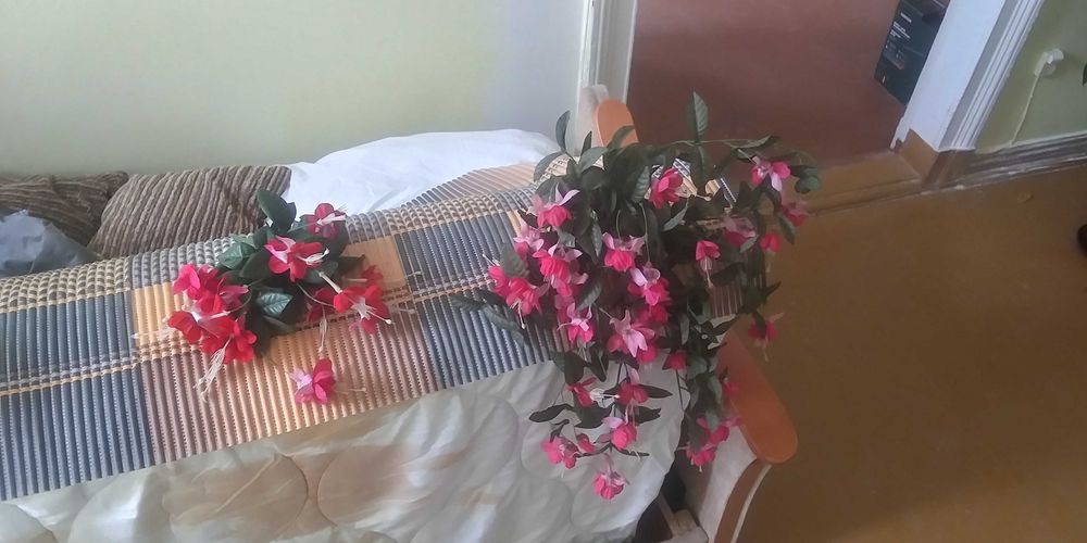 Kwiaty sztuczne ozdobne