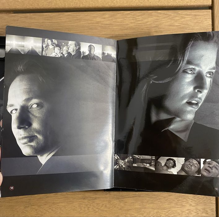 Vendo DVD origibal da Primeira Temporada de X-Files/Ficheiros Secretos