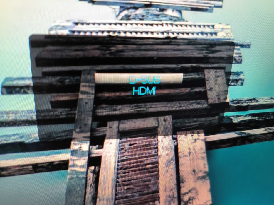 Монитор AOC 22 , vga hdmi звук, безрамочный