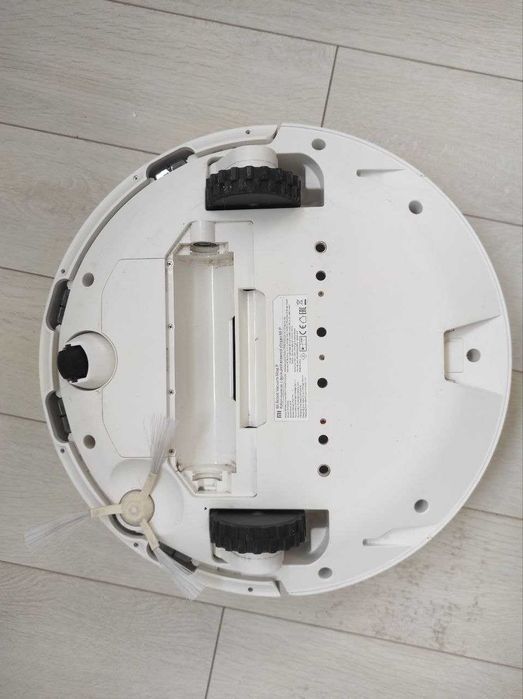 Робот-пилосос з функцією вологого прибирання Mi Robot Vacuum-Mop P
