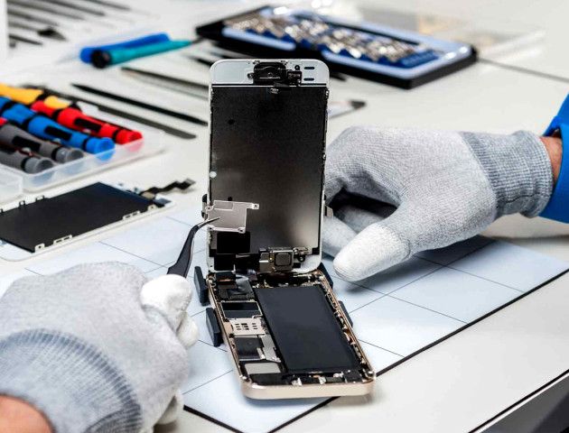 Продаж/ обмін/ кредит /ремонт мобільних телефонів/ планшетів ноутбуків