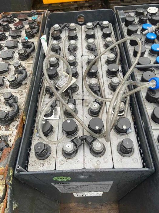 Magazyn energii fotowoltaika bateria CLASSIC 24V 375Ah