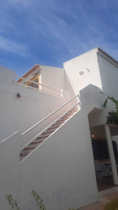 Quarto Albufeira / Guia numa vivenda com despesas incluídas
