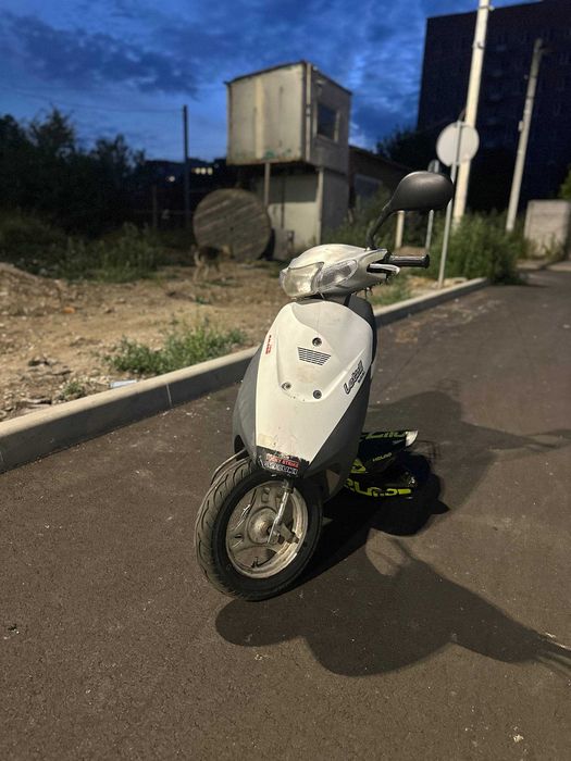 Мопед Сузукі лец 2 бабочка
