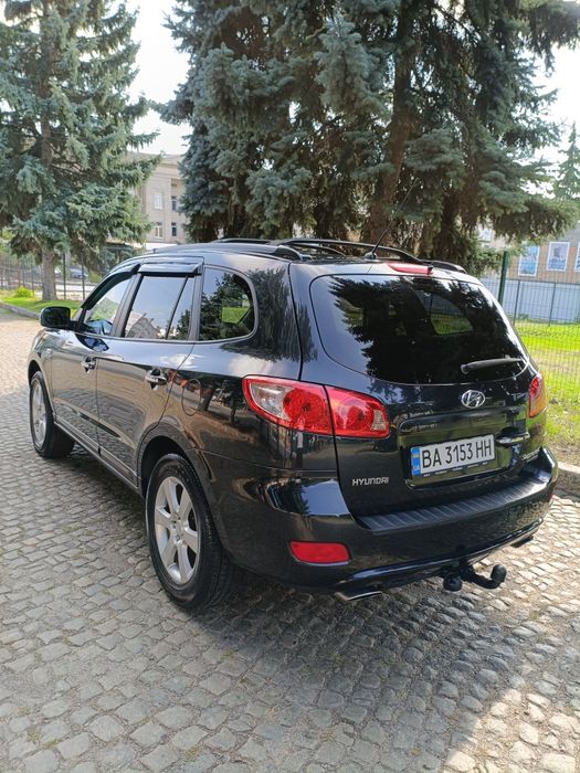 Продам Hyundai Santa Fe 2007 г