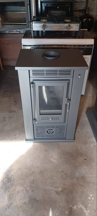 Vendo salamandra a lenha ventilada como nova