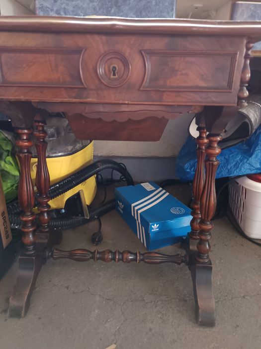 Sprzedam Toaletkę orginalna z przegrodami