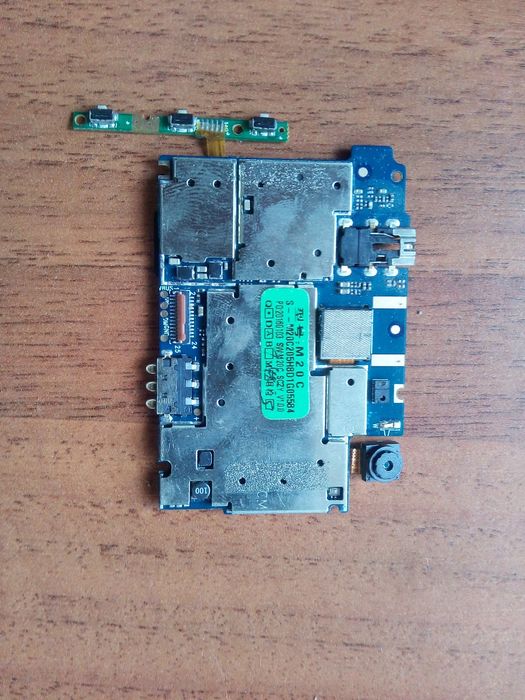 Запчасти.Нокия Люмия 630.NOKIA(Yestel)630.Huawei Y625.Hom Tom HT7.
