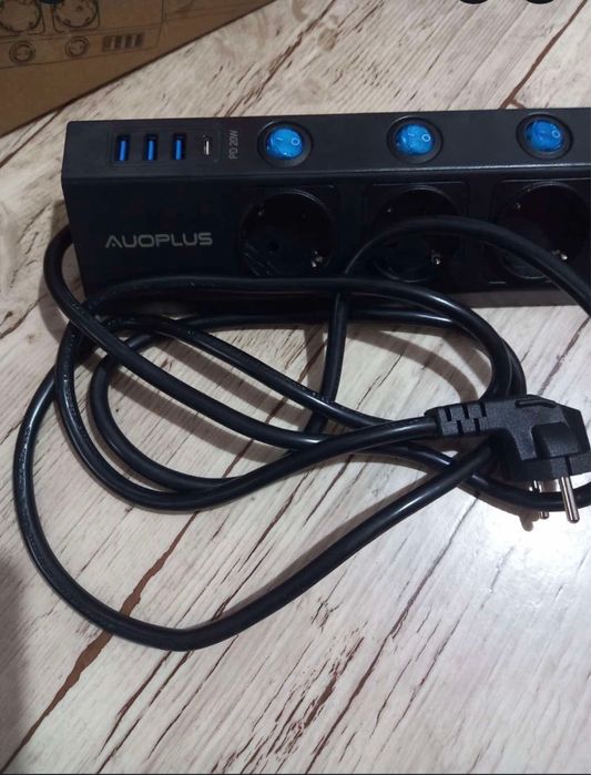 Przedłużacz listwa antyprzepięciowa