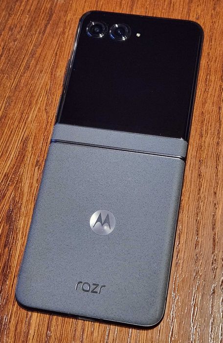 Motorola Razr 50 8/256 Koala Gray