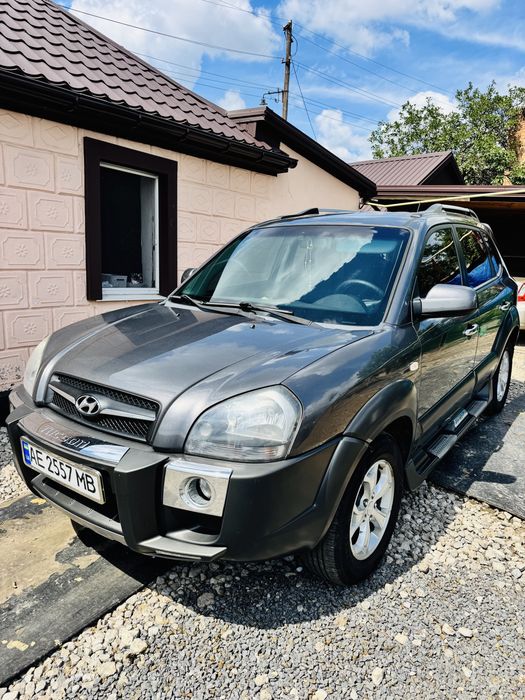 Hyundai Tucson 2.0  дизель