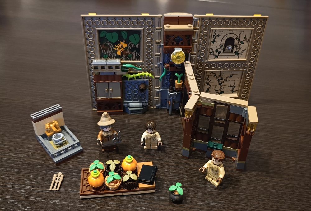 LEGO zestaw 76384 z serii Harry Potter