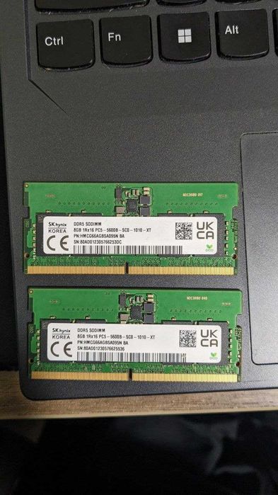 Продам память для ноутбука DDR5 2x8GB SK Hynix (5600 МГц)