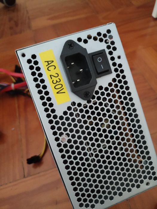 Fonte de Alimentação UNYKAch 500W ATX