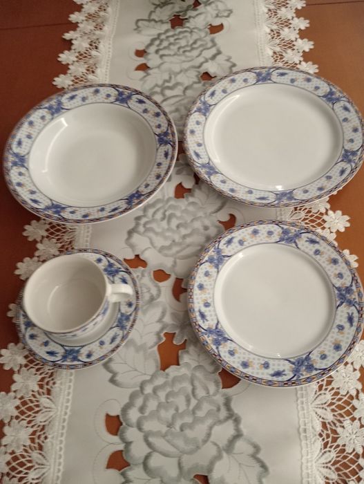 Serwis obiadowo ,kawowo