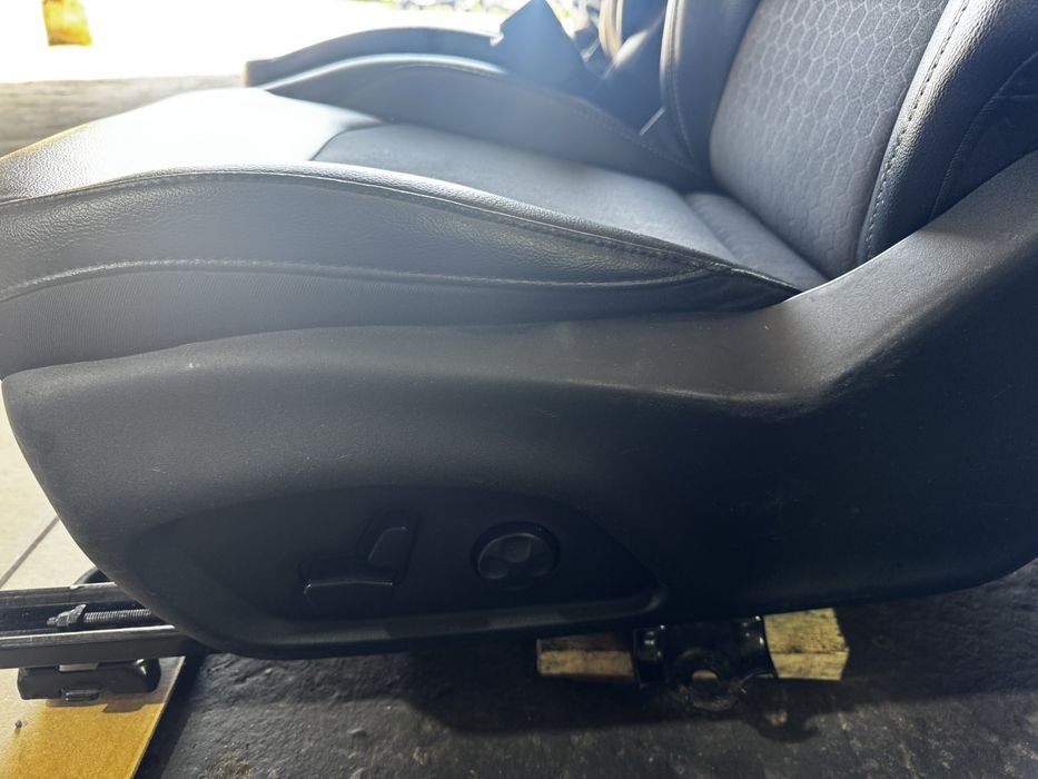 Сидіння Салон Jeep Compass США