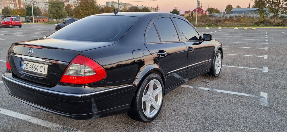 Мерс 211 2.2 cdi Avangarde