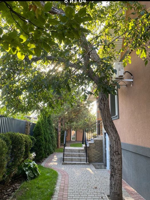 Продаж СУЧАСНОГО будинку з ЦОКОЛЬНИМ  поверхом вул. Солідарності ТОРГ