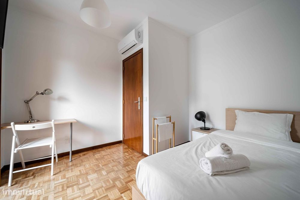 Quarto privado em moradia, a 5 minutos da Universidade do Minho