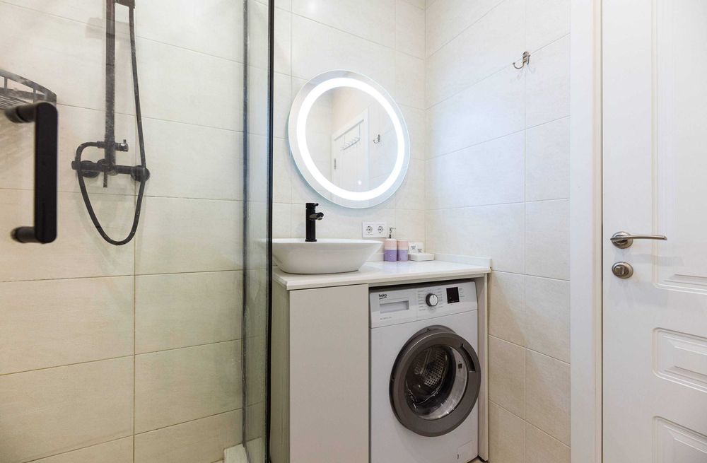 1К квартира люкс студія метро Чернігівська 3 хвил