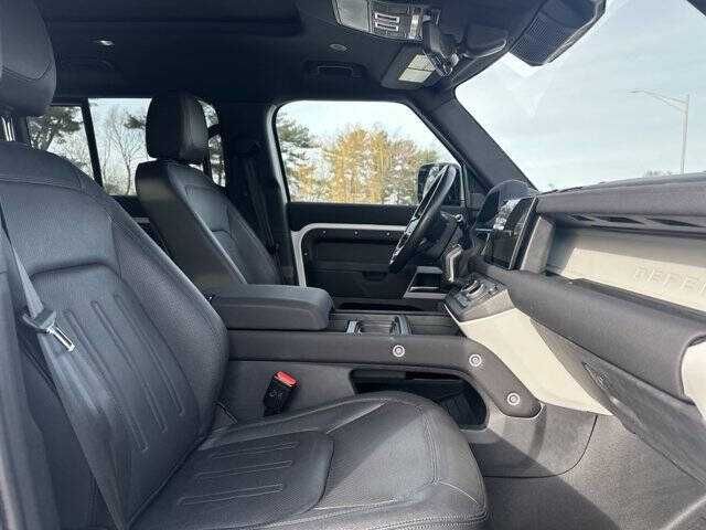 2022 Land Rover Defender 110 S