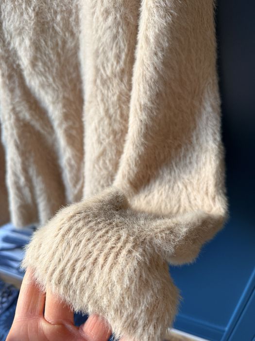 Puszysty sweter rozpinany