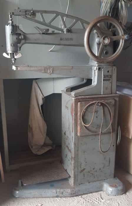 Рукавная швейная машинка Minerva.Только для Херсона.