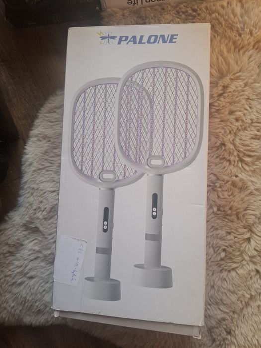 Elektryczne łapki na  muchy 2 szt nowe