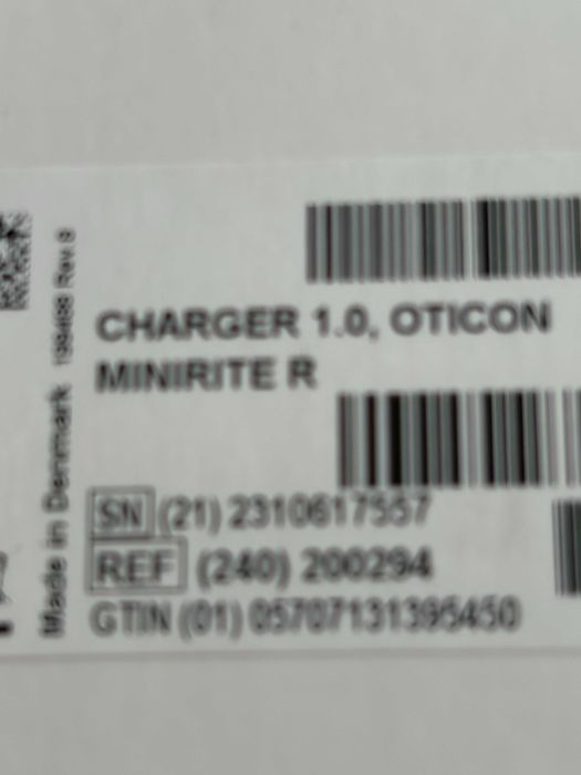 Par de Aparelhos Auditivos Oticon More miniRITE R (Recarregáveis) + Carregador